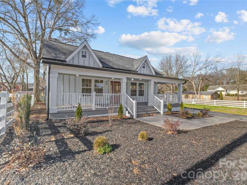 417 Boyte Street, Monroe, NC 28110.  MLS# CAR4321460, YatesRealty ID 9564. 
