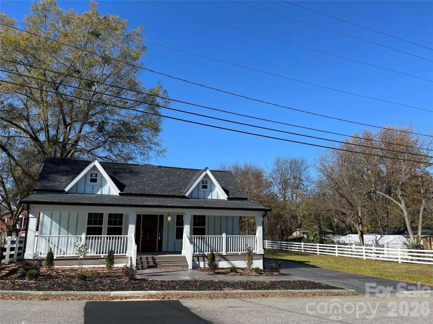 417 Boyte Street, Monroe, NC 28110.  MLS# CAR4321460, YatesRealty ID 9564. 