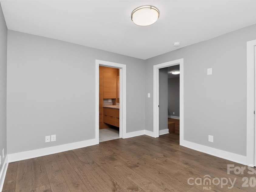 603 Queens Road, Charlotte, NC 28207.  MLS# CAR4366177, YatesRealty ID 9568. 