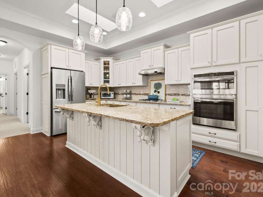 1230 Restoration Drive, Waxhaw, NC 28173.  MLS# CAR4353348, YatesRealty ID 9569. 
