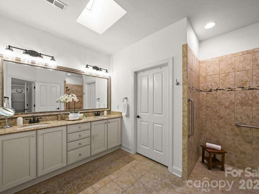 1230 Restoration Drive, Waxhaw, NC 28173.  MLS# CAR4353348, YatesRealty ID 9569. 