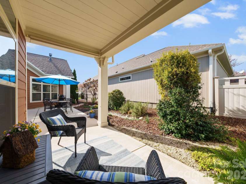 1230 Restoration Drive, Waxhaw, NC 28173.  MLS# CAR4353348, YatesRealty ID 9569. 