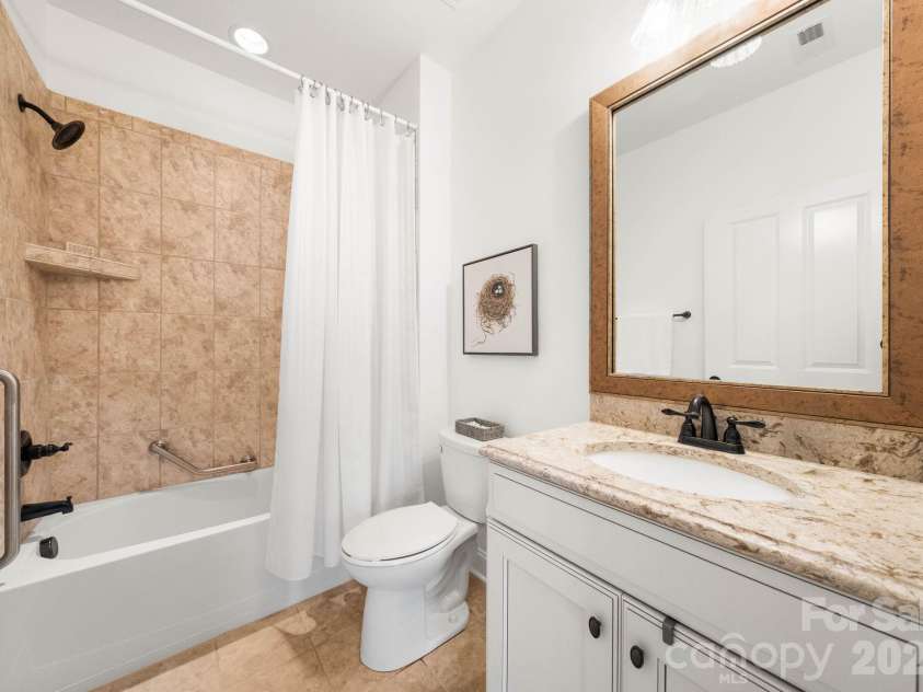 1230 Restoration Drive, Waxhaw, NC 28173.  MLS# CAR4353348, YatesRealty ID 9569. Secondary Bathroom
