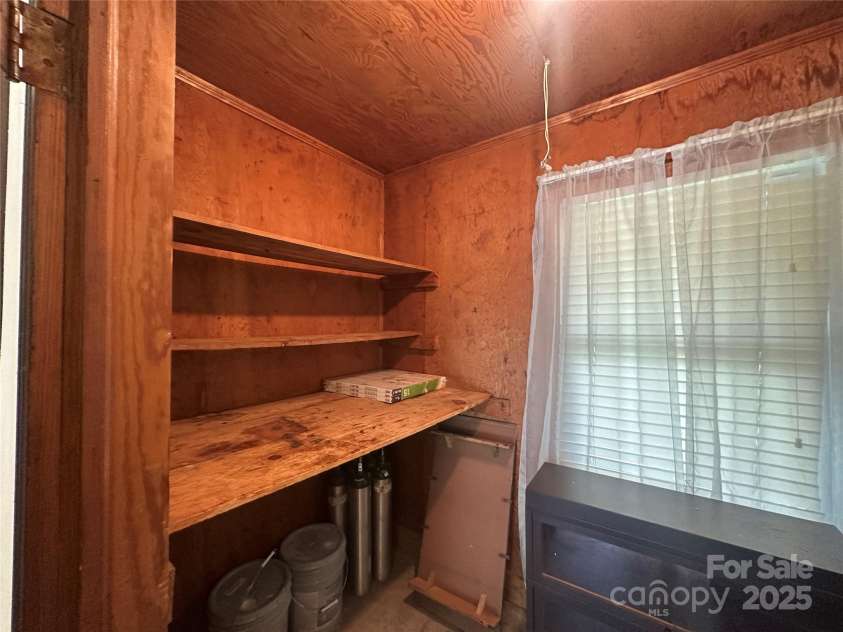 1115 Dumbarton Road, Gastonia, NC 28054.  MLS# CAR4312086, YatesRealty ID 957. 