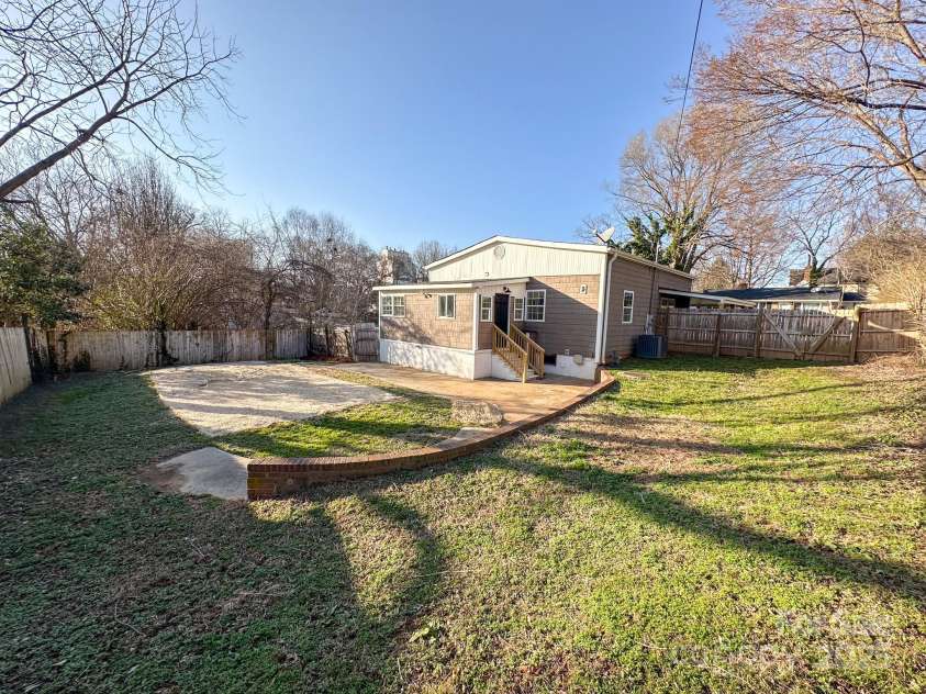 1003 4th Avenue, Gastonia, NC 28052.  MLS# CAR4216864, YatesRealty ID 9570. Large Fenced-In Backyard