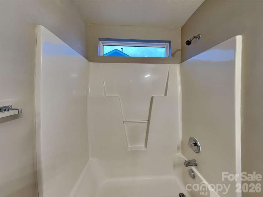 12927 Deaton Hill Drive, Charlotte, NC 28269.  MLS# CAR4350631, YatesRealty ID 9570. 