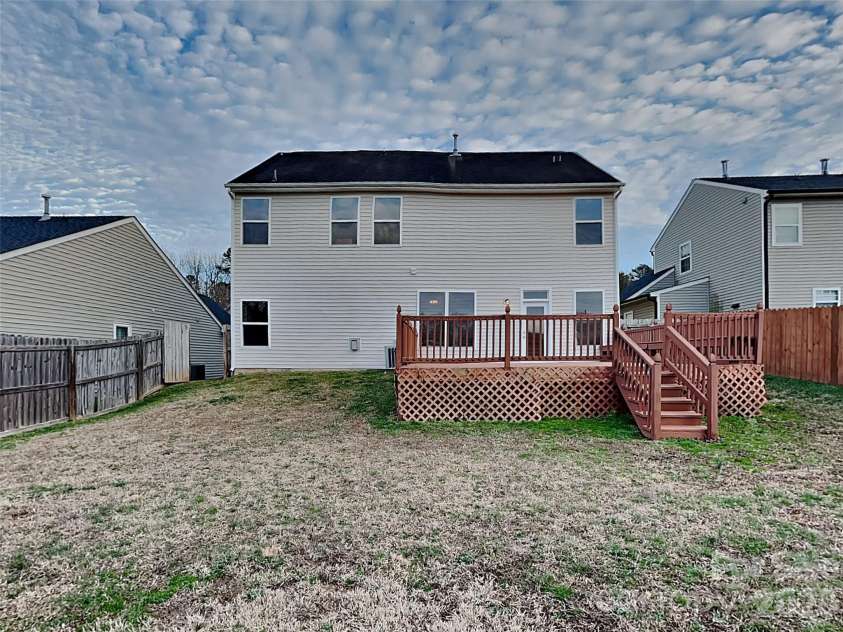 12927 Deaton Hill Drive, Charlotte, NC 28269.  MLS# CAR4350631, YatesRealty ID 9570. 