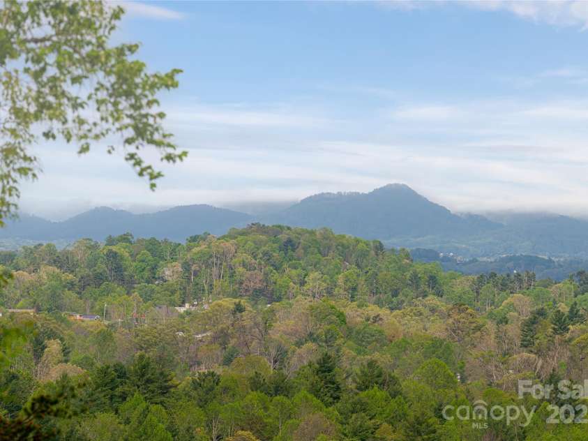 25 Coal Creek Lane, Weaverville, NC 28787.  MLS# CAR4251117, YatesRealty ID 9571. 