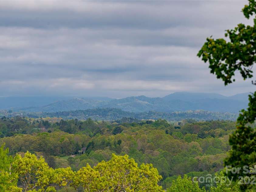 25 Coal Creek Lane, Weaverville, NC 28787.  MLS# CAR4251117, YatesRealty ID 9571. 