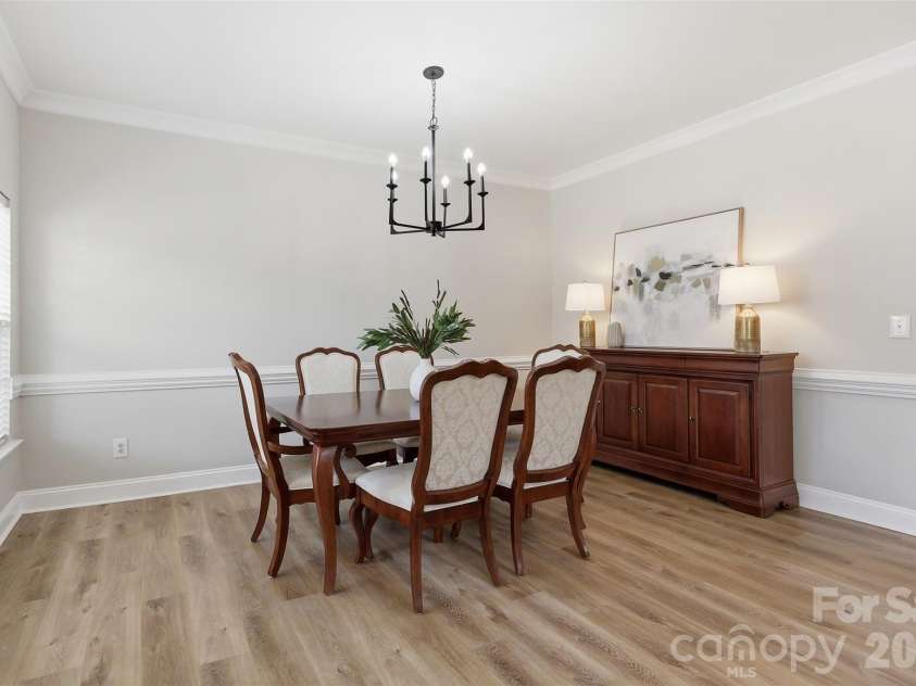 7010 Evanton Loch Road, Charlotte, NC 28278.  MLS# CAR4357552, YatesRealty ID 9571. 