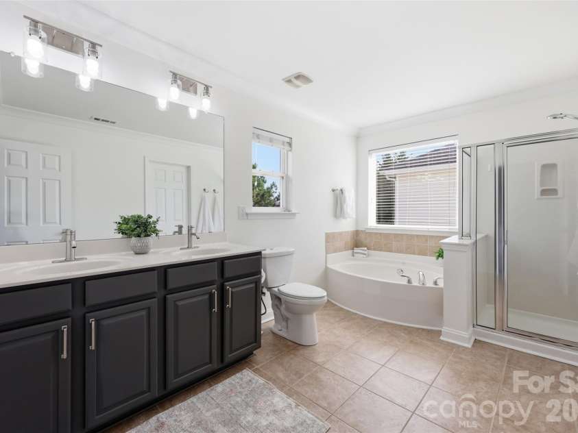 7010 Evanton Loch Road, Charlotte, NC 28278.  MLS# CAR4357552, YatesRealty ID 9571. 