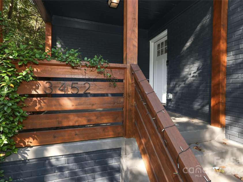 3452 Airlie Street, Charlotte, NC 28205.  MLS# CAR4197942, YatesRealty ID 9572. 