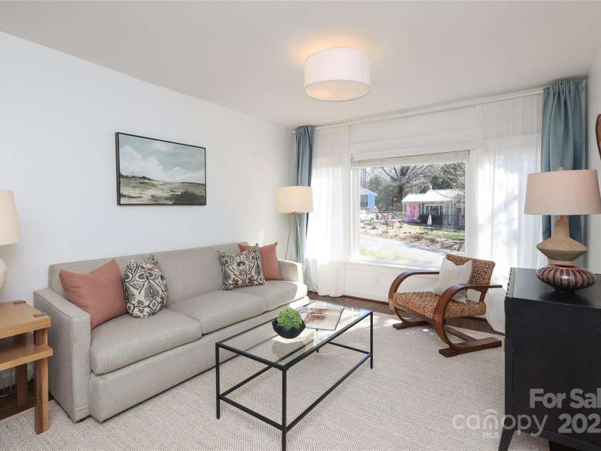 3452 Airlie Street, Charlotte, NC 28205.  MLS# CAR4197942, YatesRealty ID 9572. 