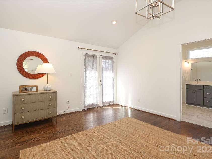 3452 Airlie Street, Charlotte, NC 28205.  MLS# CAR4197942, YatesRealty ID 9572. 