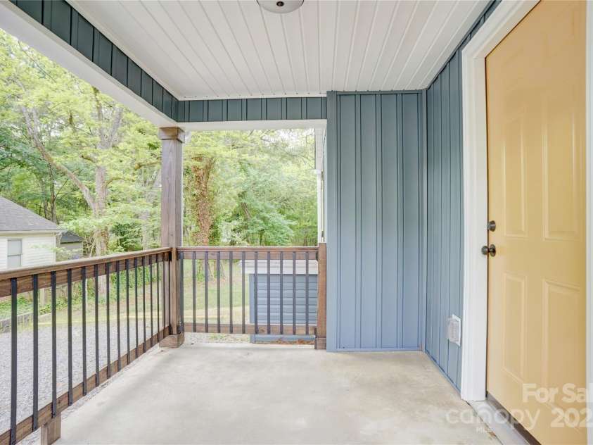405 Belva Street, Kannapolis, NC 28081.  MLS# CAR4251004, YatesRealty ID 9573. 