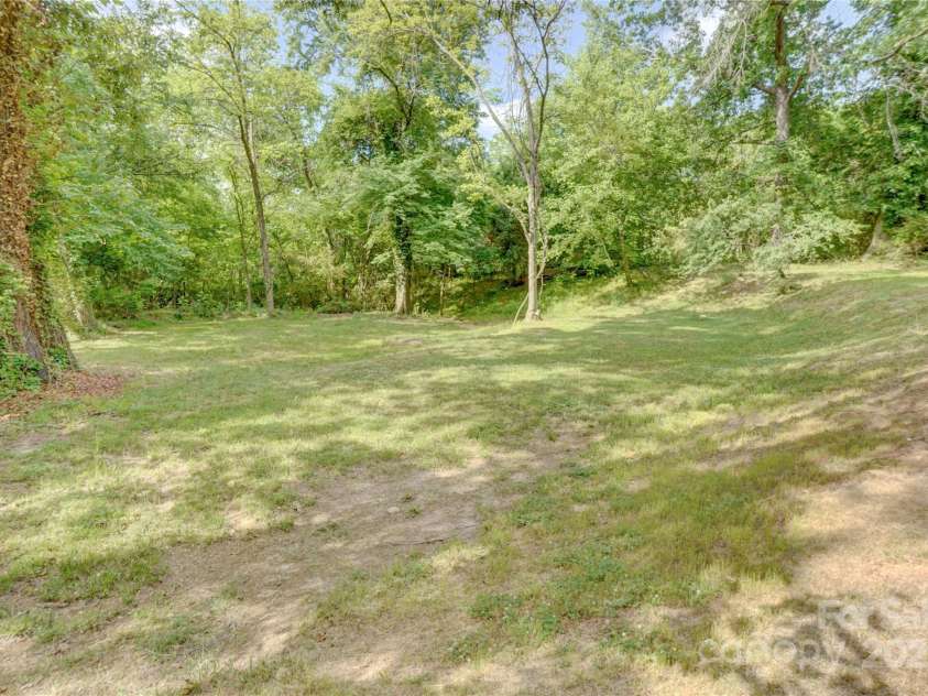 405 Belva Street, Kannapolis, NC 28081.  MLS# CAR4251004, YatesRealty ID 9573. 