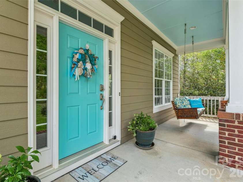 9149 Viscount Lane, Charlotte, NC 28269.  MLS# CAR4364745, YatesRealty ID 9574. 