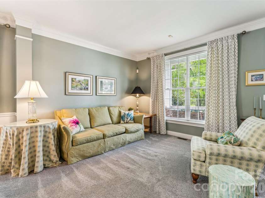 9149 Viscount Lane, Charlotte, NC 28269.  MLS# CAR4364745, YatesRealty ID 9574. 