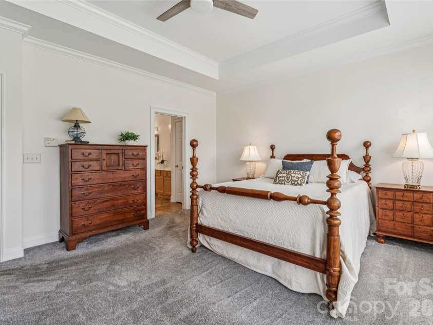 9149 Viscount Lane, Charlotte, NC 28269.  MLS# CAR4364745, YatesRealty ID 9574. 