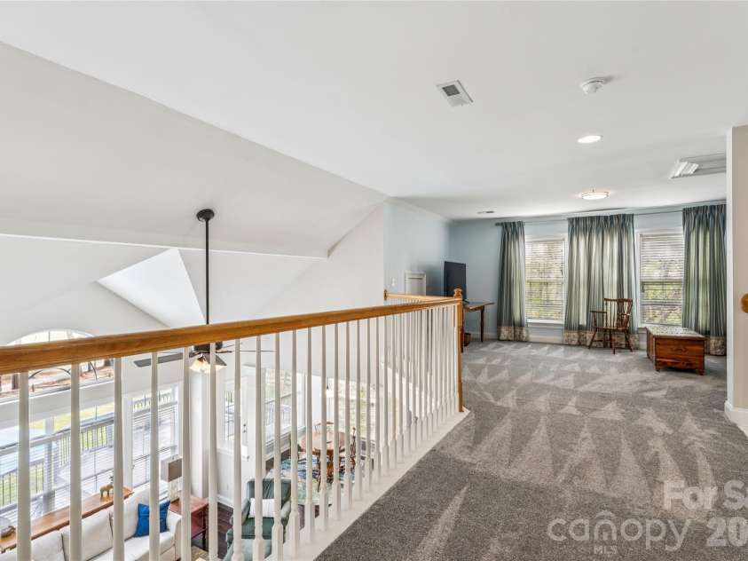9149 Viscount Lane, Charlotte, NC 28269.  MLS# CAR4364745, YatesRealty ID 9574. 