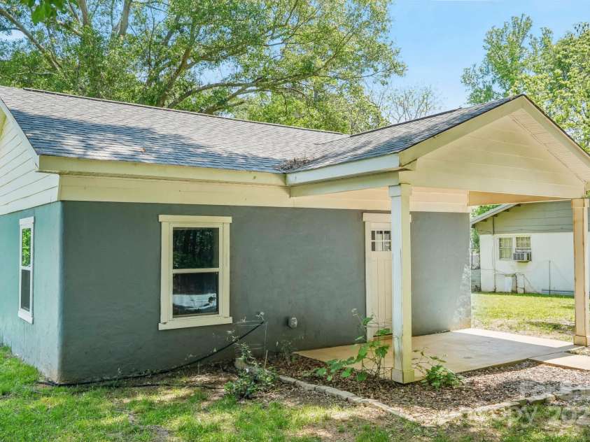 814 Marve Street, Gastonia, NC 28052.  MLS# CAR4252829, YatesRealty ID 9575. 
