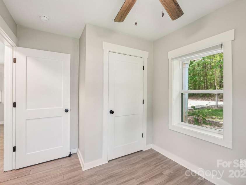 814 Marve Street, Gastonia, NC 28052.  MLS# CAR4252829, YatesRealty ID 9575. 