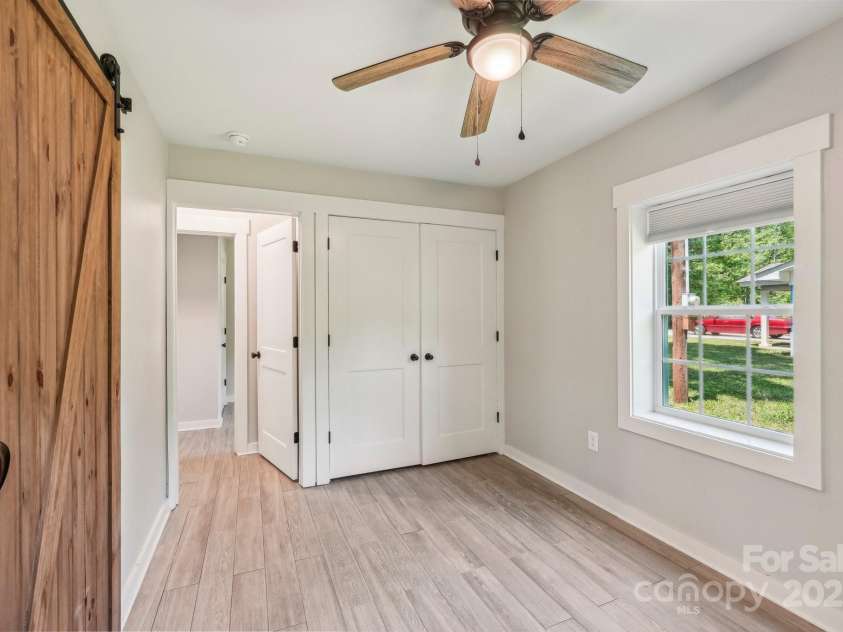 814 Marve Street, Gastonia, NC 28052.  MLS# CAR4252829, YatesRealty ID 9575. 