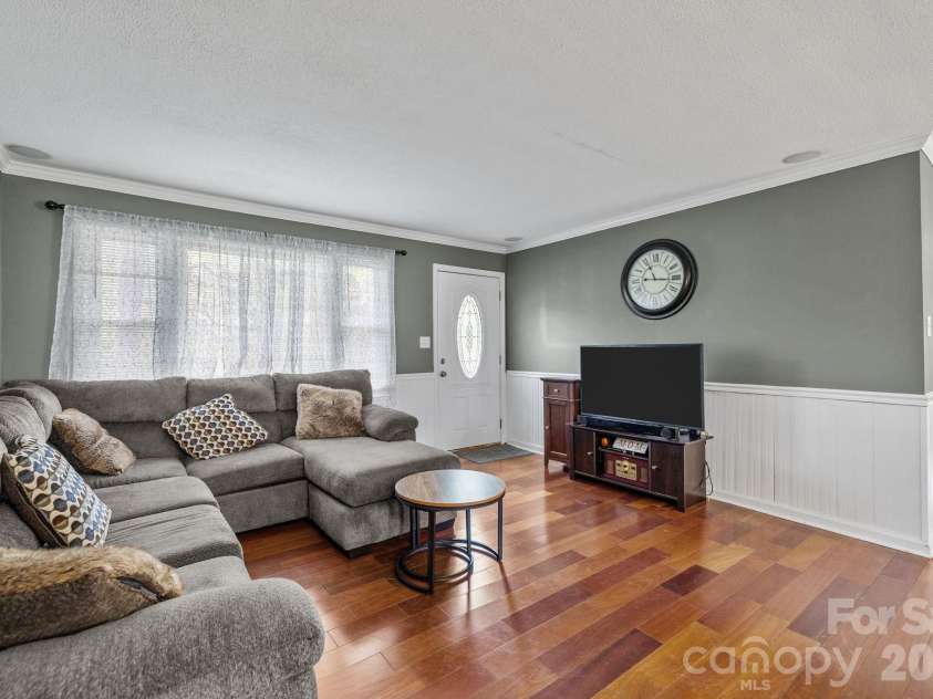 3942 Linwood Road, Gastonia, NC 28052.  MLS# CAR4366197, YatesRealty ID 9576. 