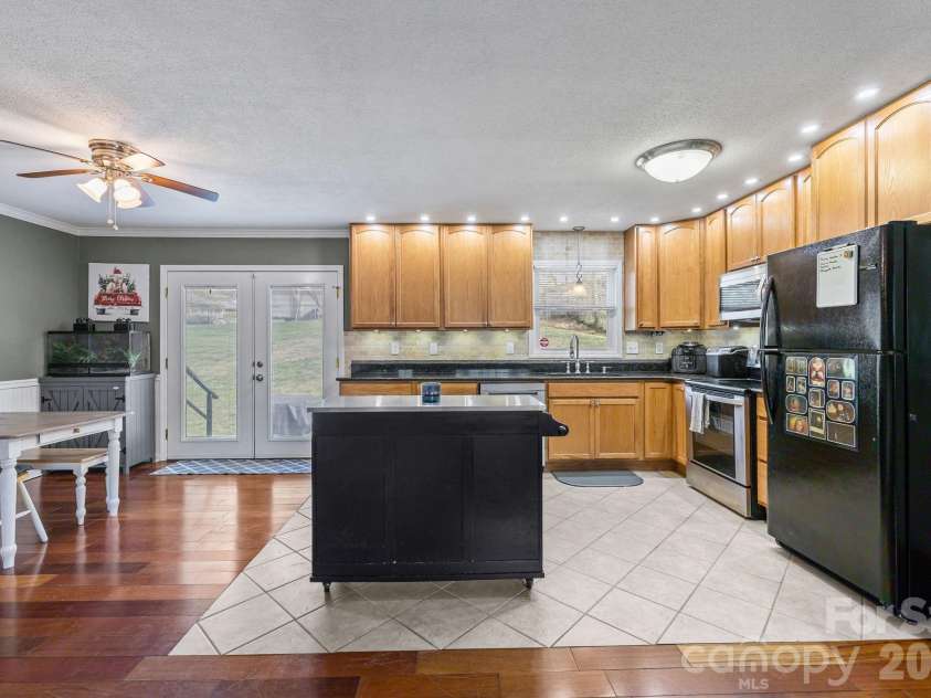 3942 Linwood Road, Gastonia, NC 28052.  MLS# CAR4366197, YatesRealty ID 9576. 