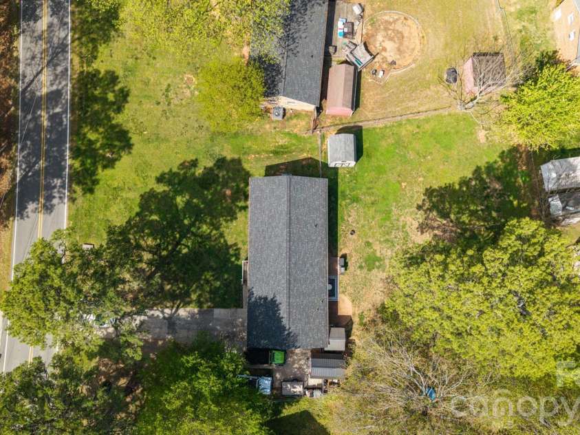 3942 Linwood Road, Gastonia, NC 28052.  MLS# CAR4366197, YatesRealty ID 9576. 