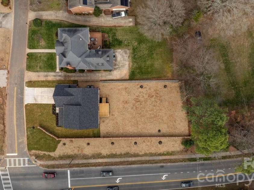 100 Brackenbury Lane, Charlotte, NC 28270.  MLS# CAR4352384, YatesRealty ID 9578. Aerial view.