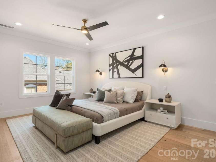 100 Brackenbury Lane, Charlotte, NC 28270.  MLS# CAR4352384, YatesRealty ID 9578. Primary suite.