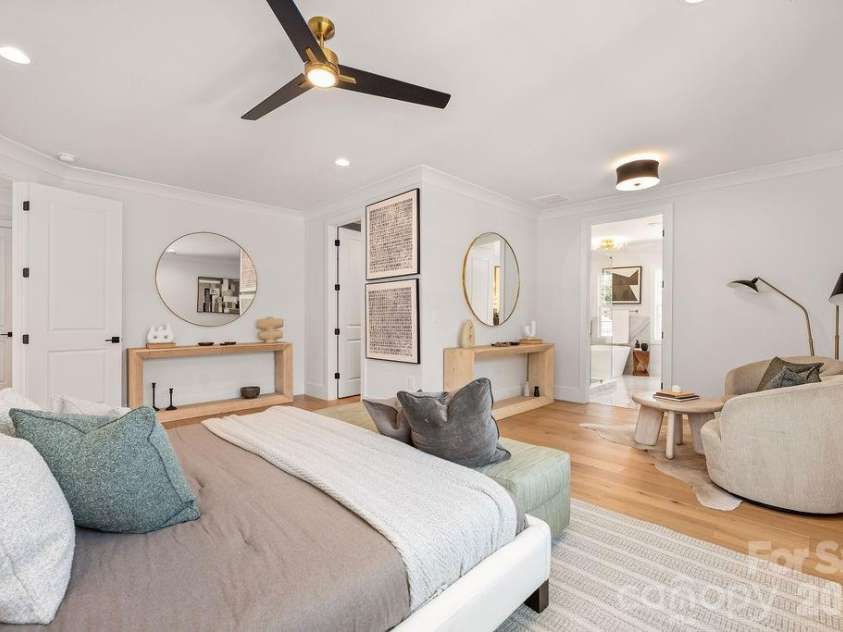 100 Brackenbury Lane, Charlotte, NC 28270.  MLS# CAR4352384, YatesRealty ID 9578. Primary suite.