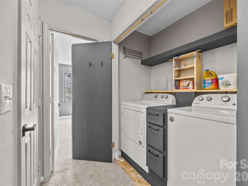 2019 Teddington Drive, Charlotte, NC 28214.  MLS# CAR4355167, YatesRealty ID 9579. Laundry closet