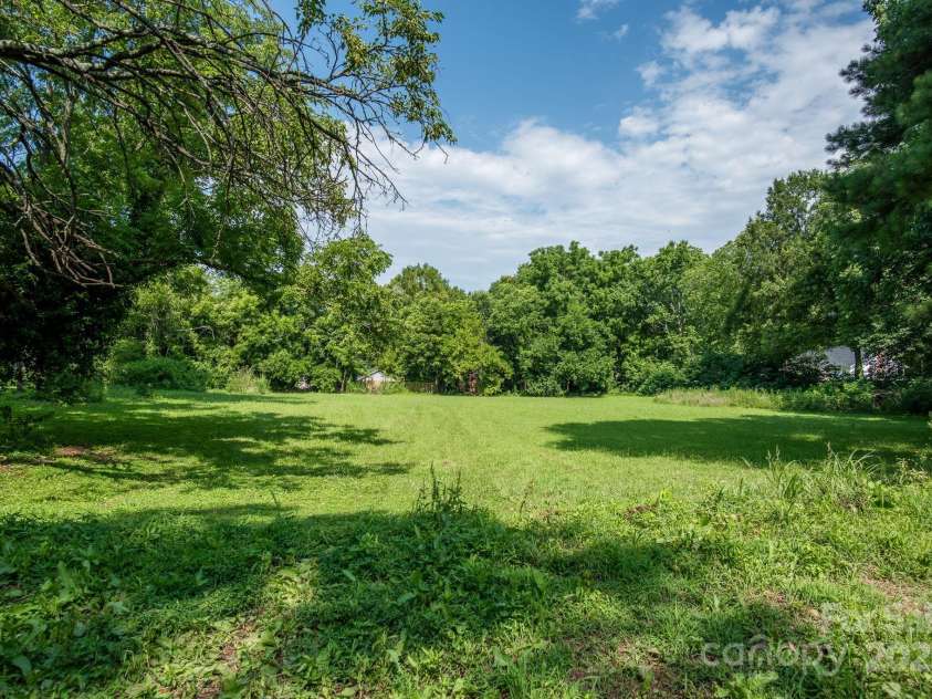 109 Fulton Street, Kings Mountain, NC 28086.  MLS# CAR4289026, YatesRealty ID 958. 1.2 AC beside 109 Fulton