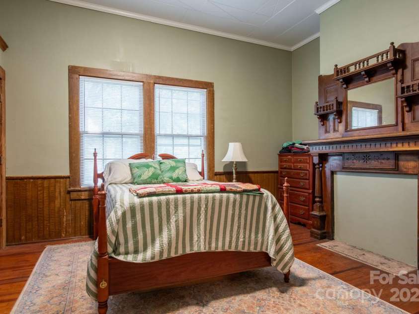 109 Fulton Street, Kings Mountain, NC 28086.  MLS# CAR4289026, YatesRealty ID 958. 