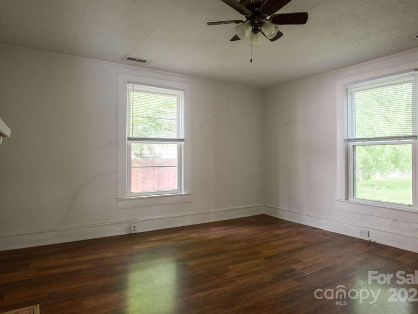 109 Fulton Street, Kings Mountain, NC 28086.  MLS# CAR4289026, YatesRealty ID 958. Bedroom - Walker St