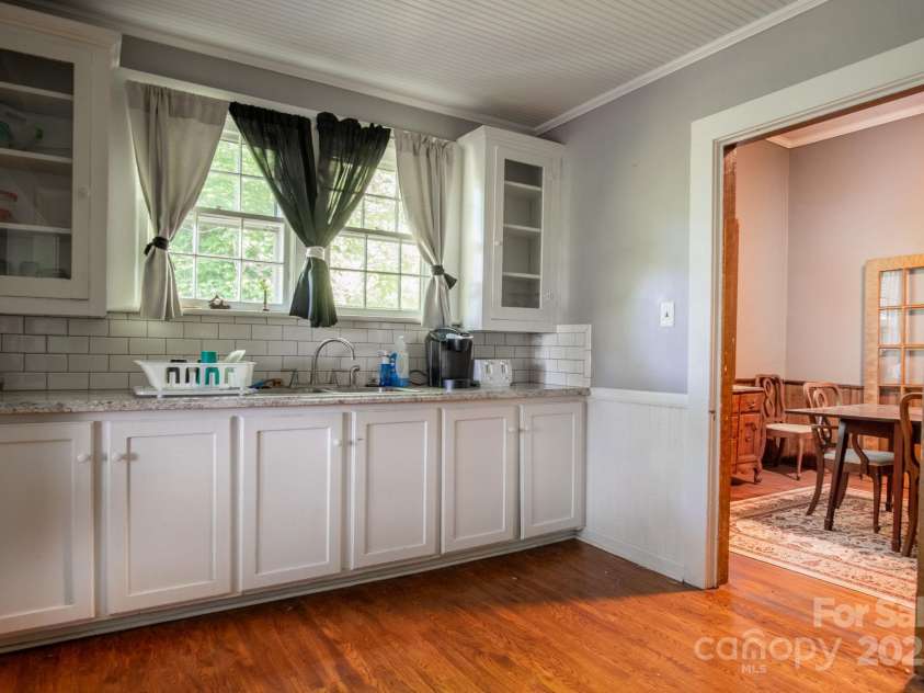 109 Fulton Street, Kings Mountain, NC 28086.  MLS# CAR4289026, YatesRealty ID 958. Kitchen - Fulton St