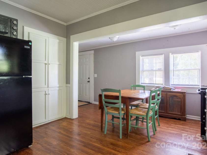 109 Fulton Street, Kings Mountain, NC 28086.  MLS# CAR4289026, YatesRealty ID 958. Kitchen - Fulton St