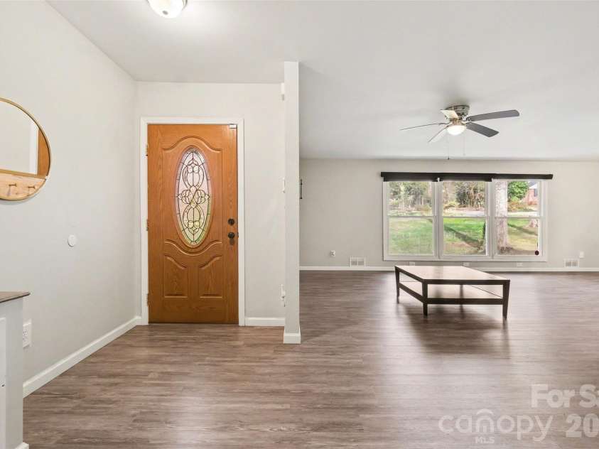 1548 Westbrook Circle, Gastonia, NC 28052.  MLS# CAR4358930, YatesRealty ID 9580. 