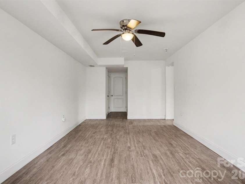 1548 Westbrook Circle, Gastonia, NC 28052.  MLS# CAR4358930, YatesRealty ID 9580. 