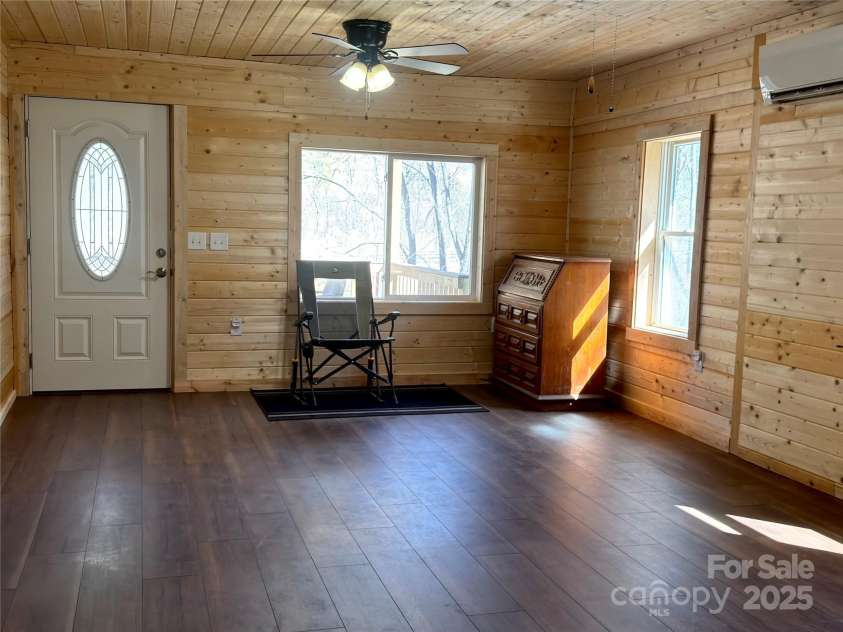 55 Summit View Drive, Marshall, NC 28753.  MLS# CAR4237579, YatesRealty ID 9581. 