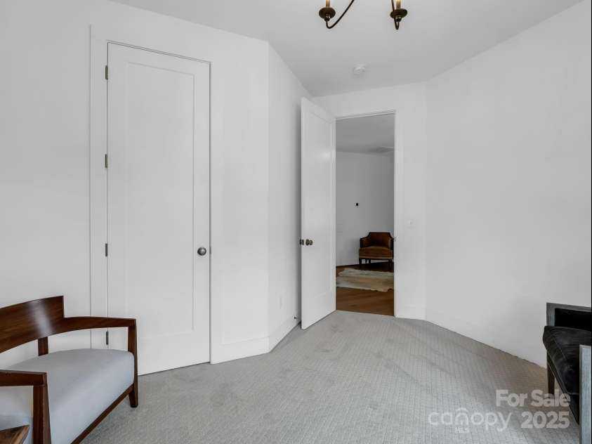 27 Drakes Meadow Lane, Arden, NC 28704.  MLS# CAR4321142, YatesRealty ID 9582. 