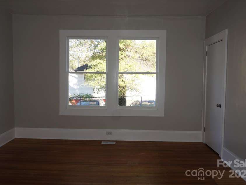 7318 Old Mt Holly Road, Charlotte, NC 28214.  MLS# CAR4199724, YatesRealty ID 9583. 