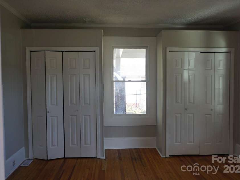 7318 Old Mt Holly Road, Charlotte, NC 28214.  MLS# CAR4199724, YatesRealty ID 9583. 