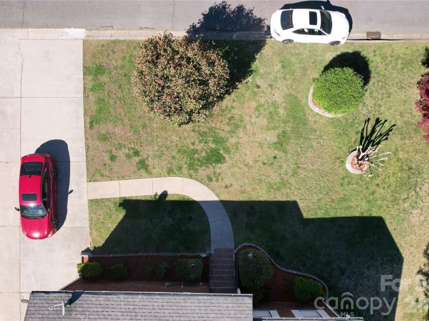 3931 Irvington Drive, Charlotte, NC 28205.  MLS# CAR4363620, YatesRealty ID 9584. 