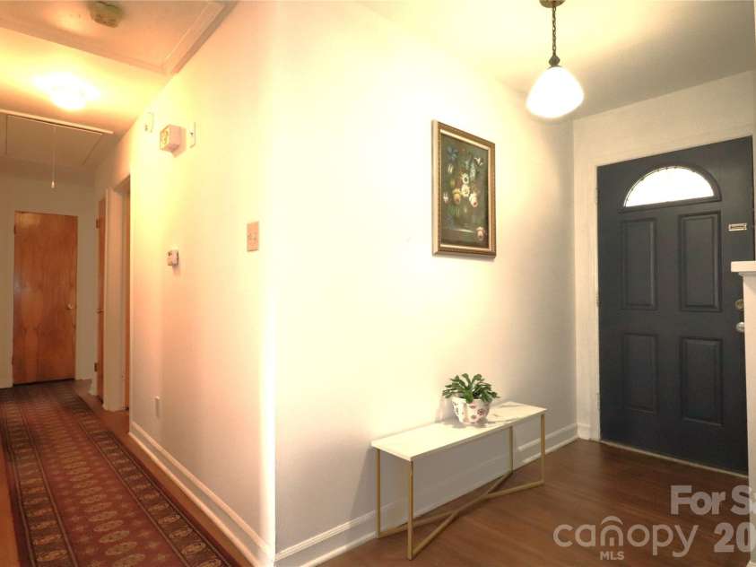 3931 Irvington Drive, Charlotte, NC 28205.  MLS# CAR4363620, YatesRealty ID 9584. 