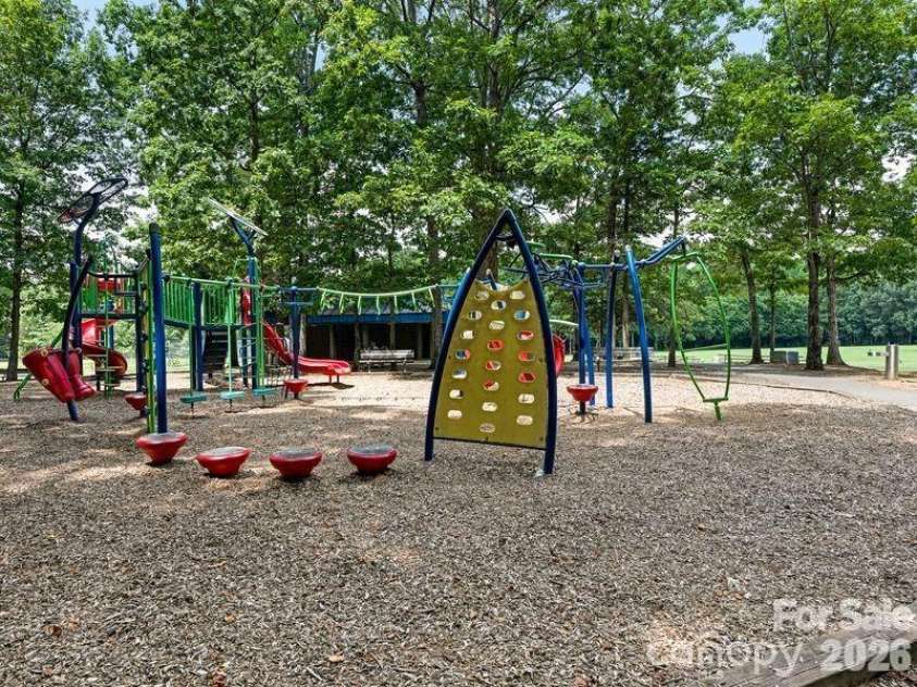 3931 Irvington Drive, Charlotte, NC 28205.  MLS# CAR4363620, YatesRealty ID 9584. 