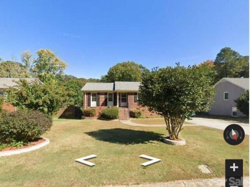 3931 Irvington Drive, Charlotte, NC 28205.  MLS# CAR4363620, YatesRealty ID 9584. 