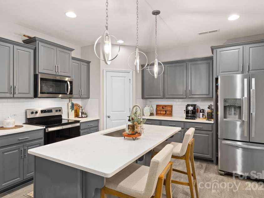 14041 Whistling Teal Drive, Charlotte, NC 28262.  MLS# CAR4218428, YatesRealty ID 9585. 